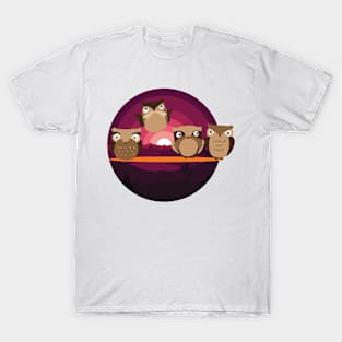 Four Wise Night Owls | Animal Birds T-Shirt